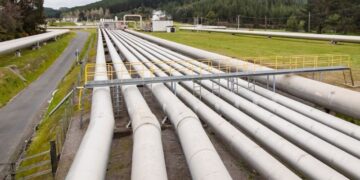 Minister für Klimaschutz besucht Geothermie-Heizwerk