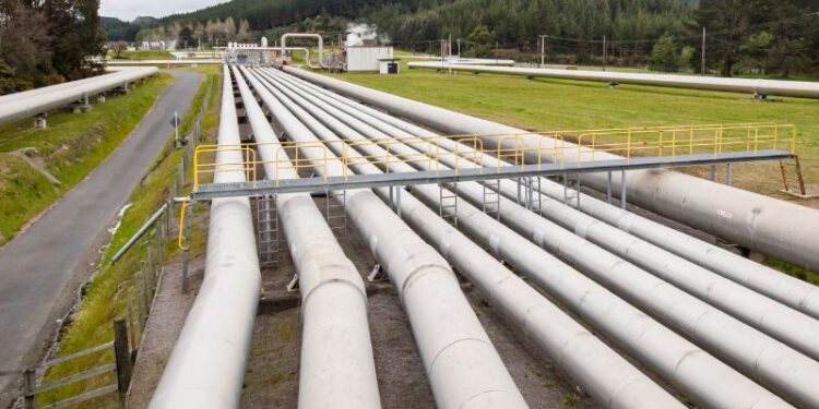 Minister für Klimaschutz besucht Geothermie-Heizwerk