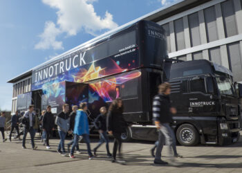 Hanse Sail Rostock: Erlebnisausstellung InnoTruck zeigt Technologien der Zukunft