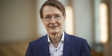 Apotheker gegen Lauterbach