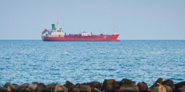 Drohende Teilschließung des LNG-Terminals Rügen: Deutsche Umwelthilfe fordert endgültiges Aus