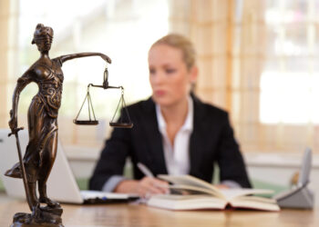 Rechtssicher kündigen als Arbeitnehmer – Fristen, Formvorgaben, Rechte und häufige Fehler im Überblick