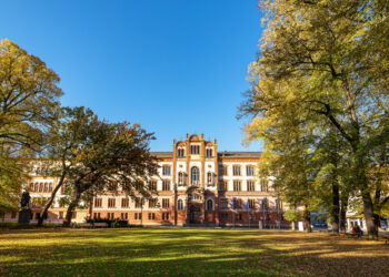Die Universität Rostock – Geschichte, Bedeutung für die Stadt, Wirtschaftsfaktor und Wissenschaftsstandort