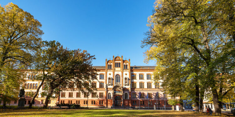 Die Universität Rostock – Geschichte, Bedeutung für die Stadt, Wirtschaftsfaktor und Wissenschaftsstandort