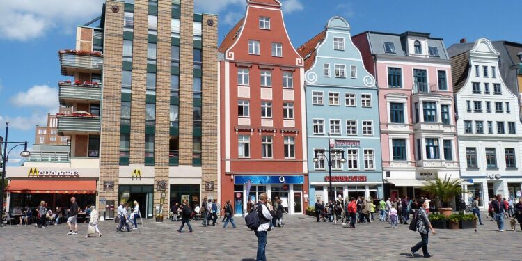 Produzierendes Gewerbe in Mecklenburg-Vorpommern treibt Wirtschaftswachstum im Jahr 2024