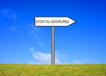 Digitalisierung als Schlüssel zur Wettbewerbsfähigkeit: Fokus auf KMU im Landkreis Mecklenburgische Seenplatte