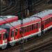 Die Zukunft fährt elektrisch: Land fördert Antriebswende auf der Schiene