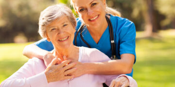 Gesundheitsberufe im Fokus: Messe im BiZ der Agentur für Arbeit Rostock informiert über Karrierechancen