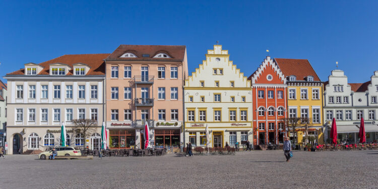 Neues Stadtbusnetz in Greifswald richtet Verbindungen auf Arbeitgeber aus
